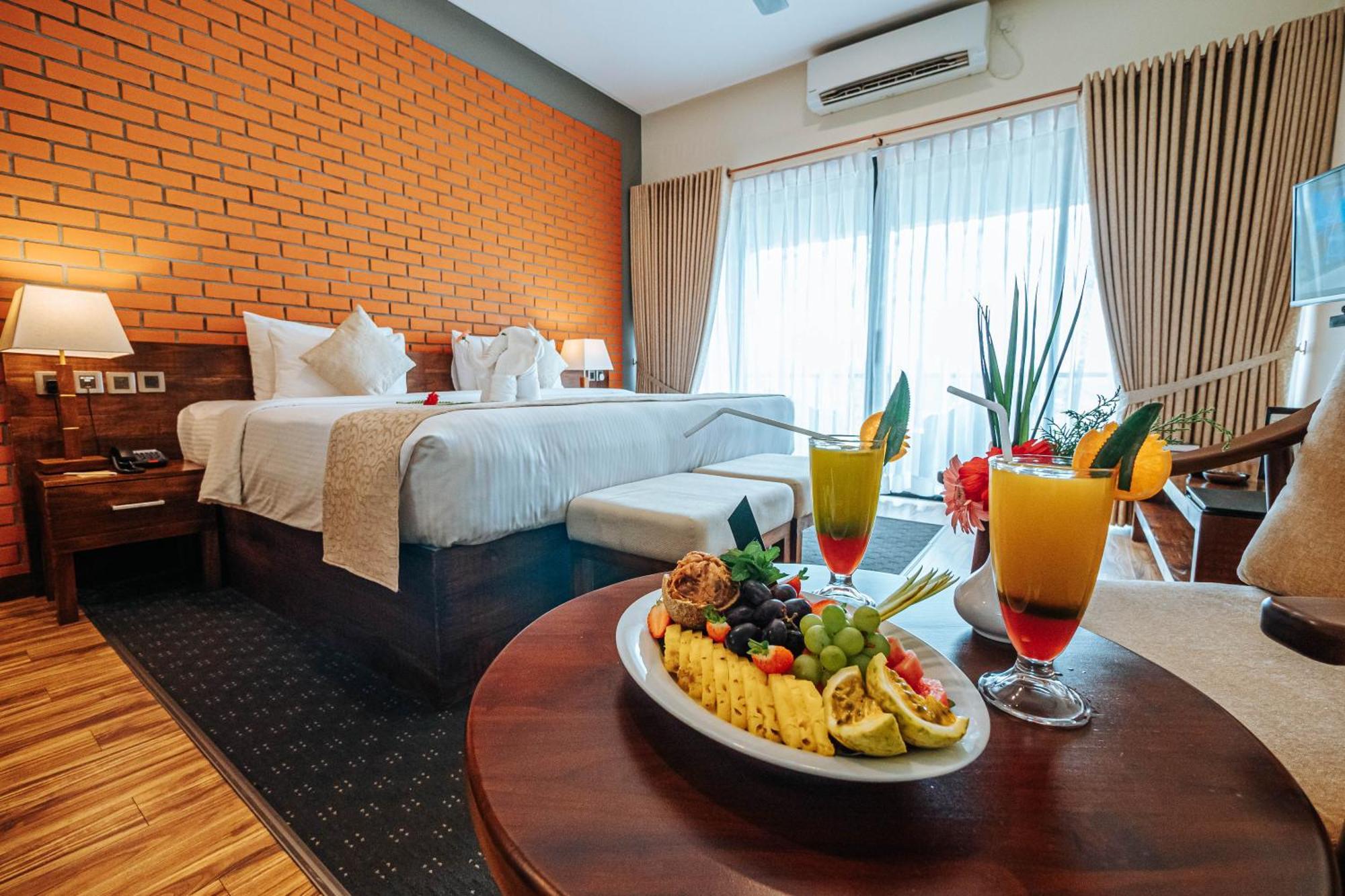 The Argyle Luxury Boutique Hotel Хатон Екстериор снимка