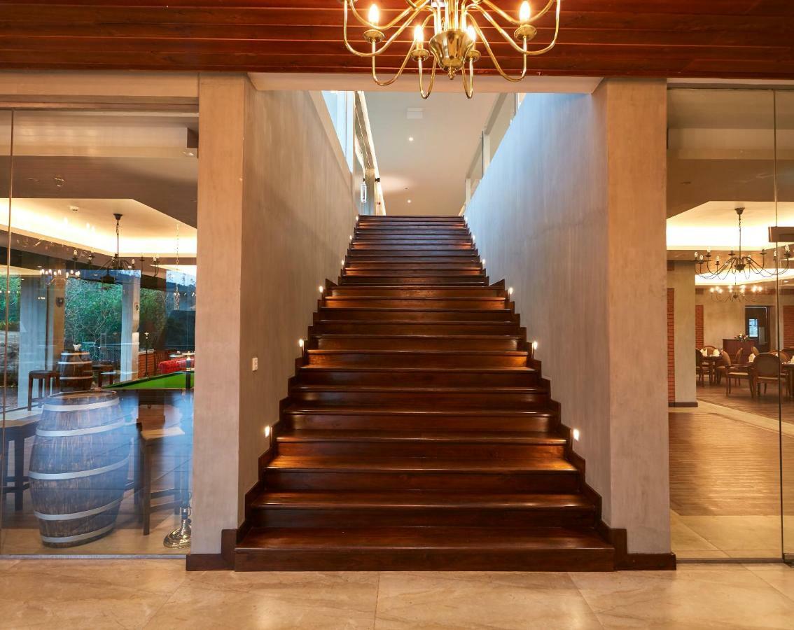 The Argyle Luxury Boutique Hotel Хатон Екстериор снимка